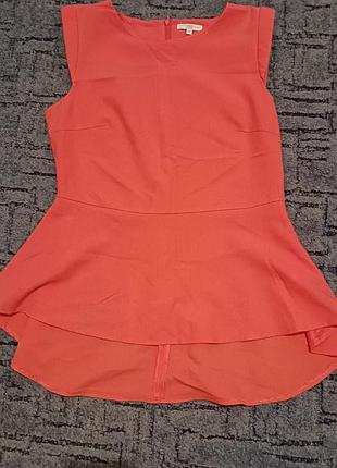 Блуза без рукавов