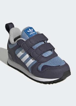 Оригінальні кросівки adidas