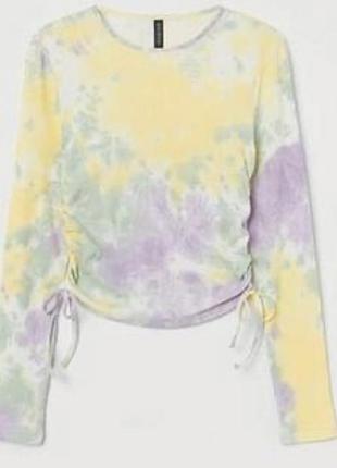 Divided tie dye long sleeve crop  🛍️🍭