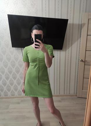 Стильное трикотажное платье