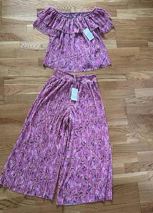 Костюм с штанами кюлотами германия clockhouse