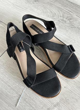 Босоніжки steve madden