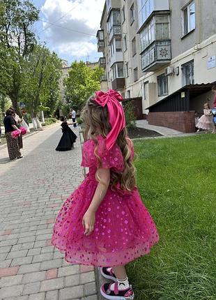 Шикарное платье 116-122 р 1400 грн
