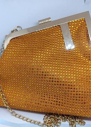 Сумочка со стразами.