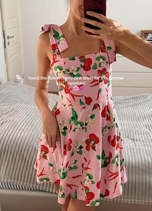 Дуже гарна сукня zara нова колекція з перчиками принт 🌶️2 фото