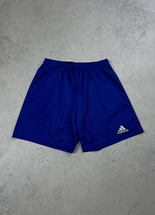 Адідас basic shorts