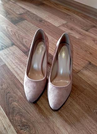 Туфли женские