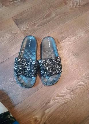 Женские шлепанцы, 36,37,38 размеры