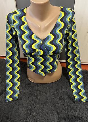 Яскравий жіночий кроп топ