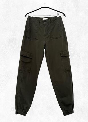 Жіночі штани кольору хакі