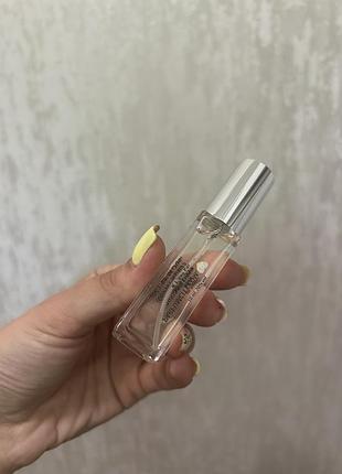 Жіночі квіткові парфуми пахнуть як l'eau par k 10мл
