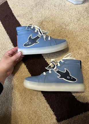 Кросівки на хлопчика clarks