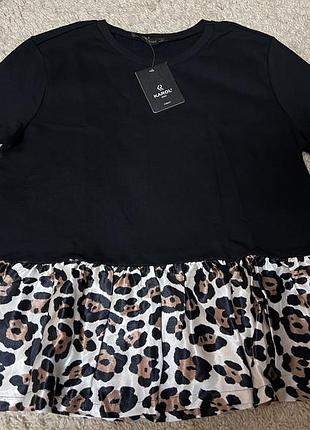 Футболка чорна з лео