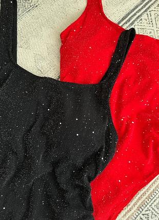 Суцільний купальник