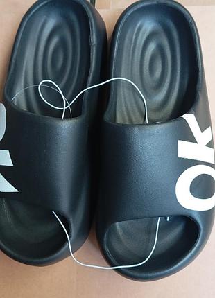 Шлепки пена на мягкой подошве