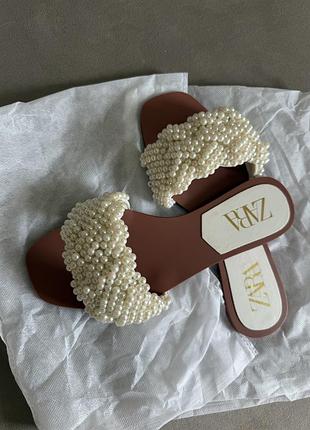 Шльопанці zara