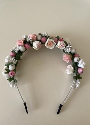 Обруч з квітами