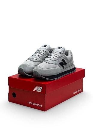 Стильні кросівки new balance classic