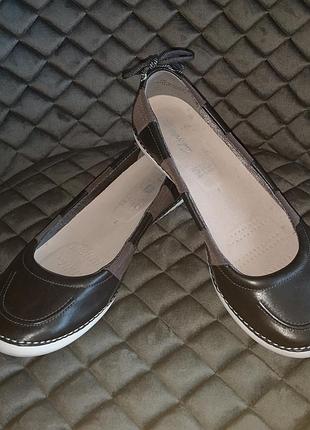 Туфлі балетки clarks active air 40розмір (шкіряні)