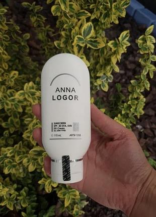 Sunscreen spf 30. сонцезахисний крем. уф-30 sunscreen spf 30 tone. тональний сонцезахисний