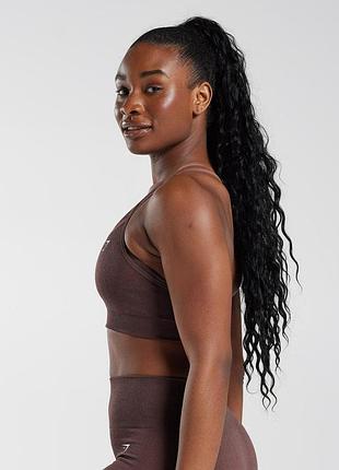 Топ gymshark3 фото
