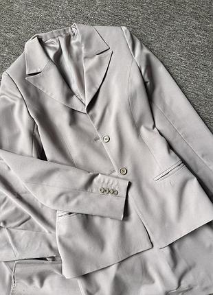 Розкішний костюм 5-ка в розмірі s/xs