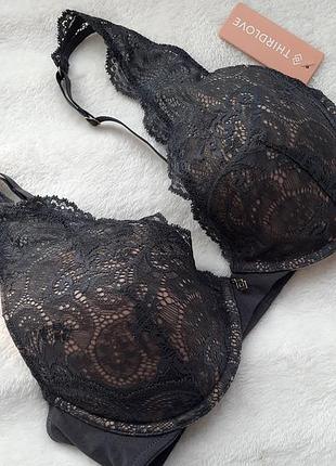 Кружевной бюстгальтер