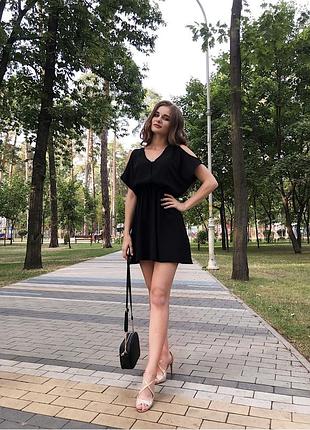 Сукня коротка чорна
