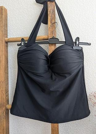Верх от купальника 18р eur 46
