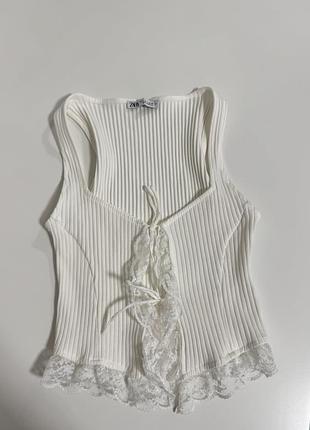 Білий топ zara з мереживом розмір xs
