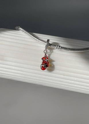 Намистина человек паук