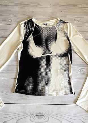 Кофточка лонгслив с принтом имитацией тела