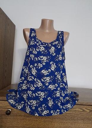 Майка гарна