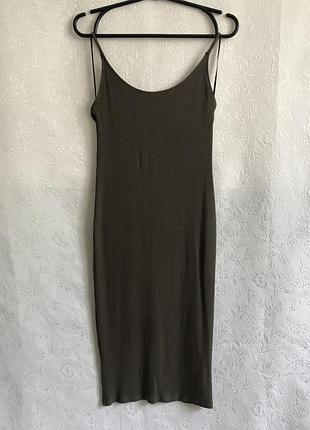 Обтисла сукня міді в рубчик на тонкій брителі