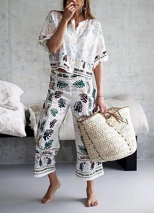 Zara штани з вишивкой s -m розмір
