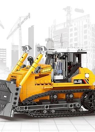 Конструктор бульдозер 25,6 сантиметра на 703 детали строительная техника с подвижным ковшом и гусиной