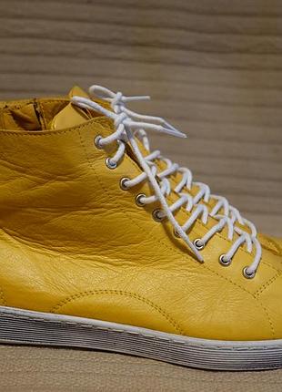 Бесподобные мягкие желтые кожаные ботинки andrea conti heather италия 38 р. ( 24,5 см.)