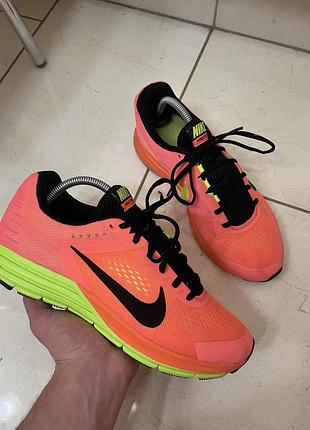 Nike zoom structure 17