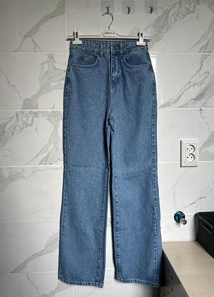 Джинси прямого крою , розмір s