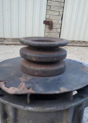 Шків 2 струмковий шків чавунний 2 струмочки 2-го струмковий шків автомобіля газ волга ідела оригінал