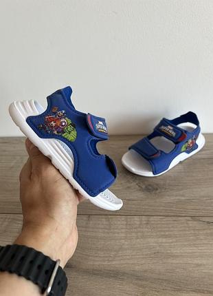 Босоніжки дитячі adidas оригінал