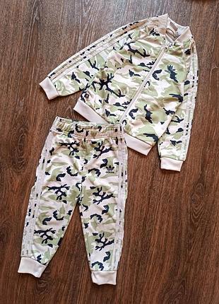 Костюм adidas