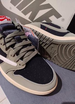 Кроссовки nike air jordan travis scott 4