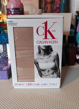 Новый комплект набор нижнего белья calvin klein топиков