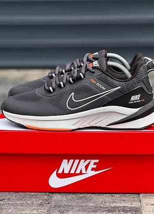 Стильні кросівки nike air zoom