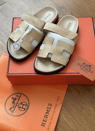 Шльопанці hermes