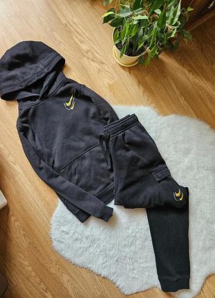 Дитячій спортивний костюм утеплений nike на хлопчика 11-12років