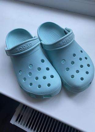 Жіночі сабо crocs