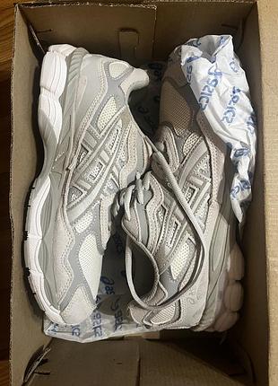Кросівки asics gel nyc grey ,розмір 40 (маломірять)