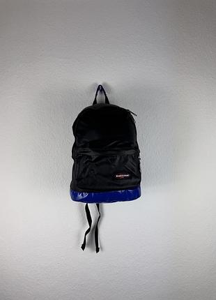 Стильний та якісний чоловічий рюкзак eastpak wyoming 811 black and plastic backpack
